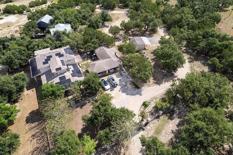 4525 Bell Springs RD, Dripping Springs, Texas, United States. - Photo 3
