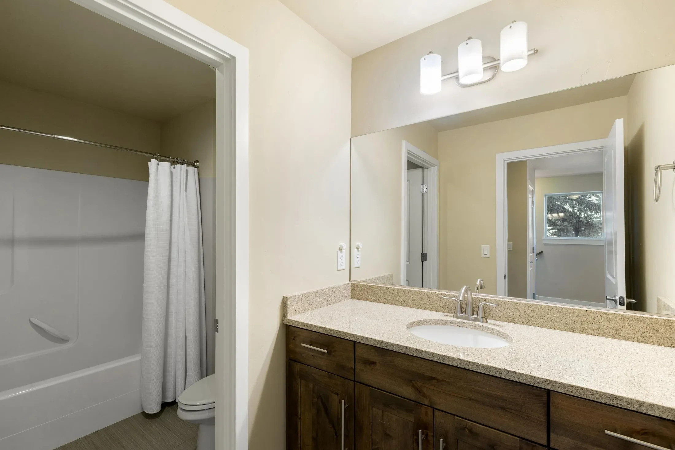 748 NE Vail Lane, Bend, Oregon, United States. - Photo 26
