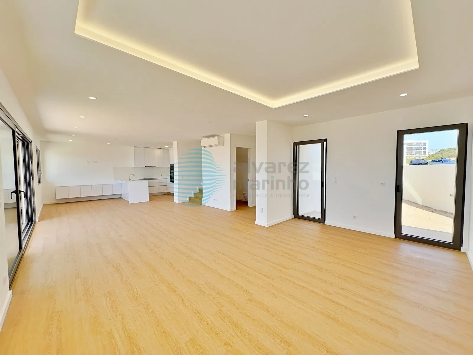 Gallery photo 10