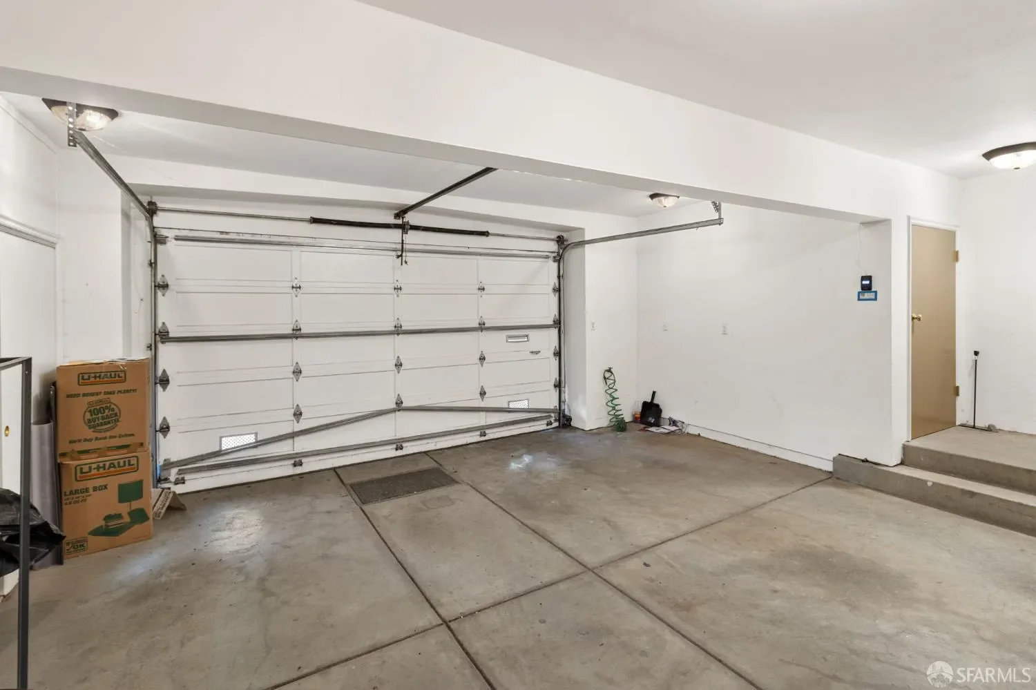 2341 Leavenworth Street, San Francisco, California, United States. - Photo 35
