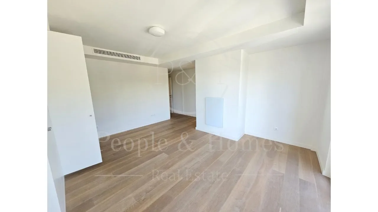 Gallery photo 6