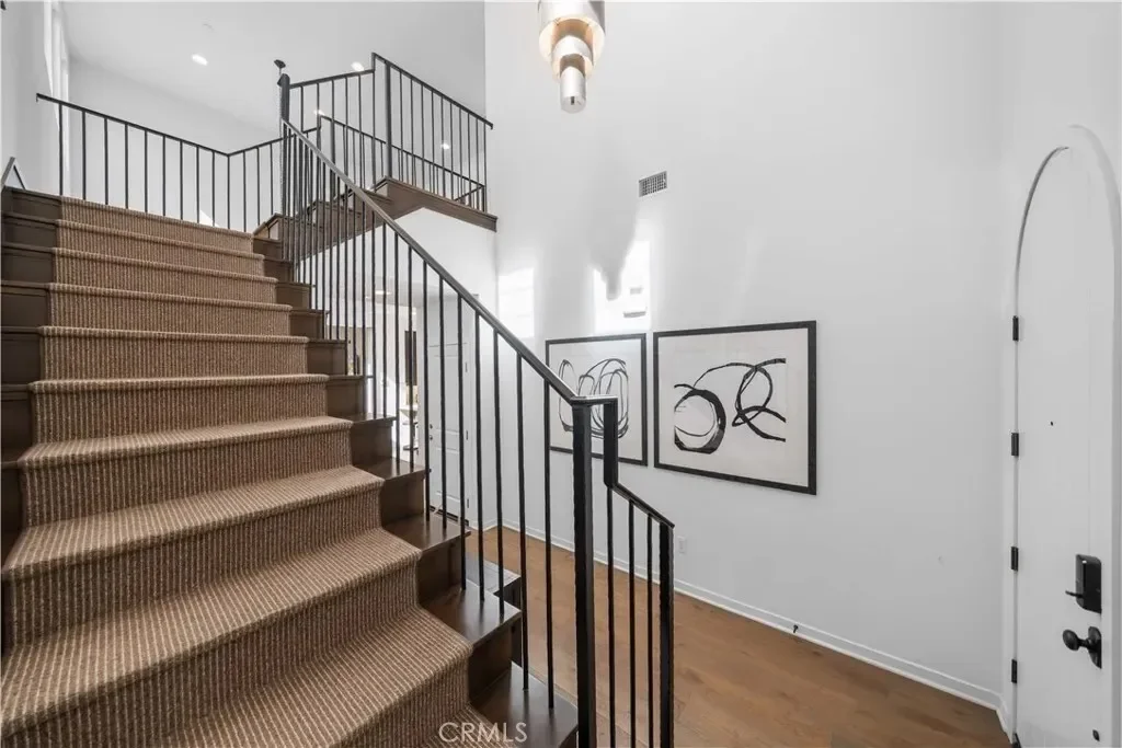 105 newall, Irvine, California, United States. - Photo 23