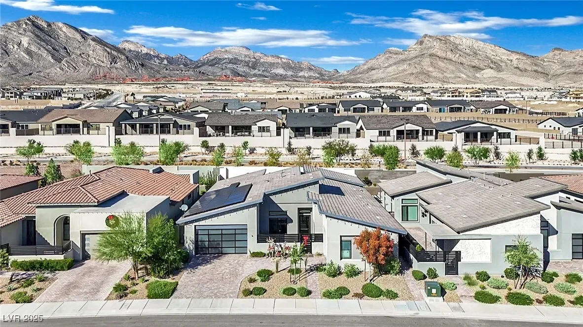 397 Highview Ridge Avenue, Las Vegas, Nevada, United States. - Photo 36