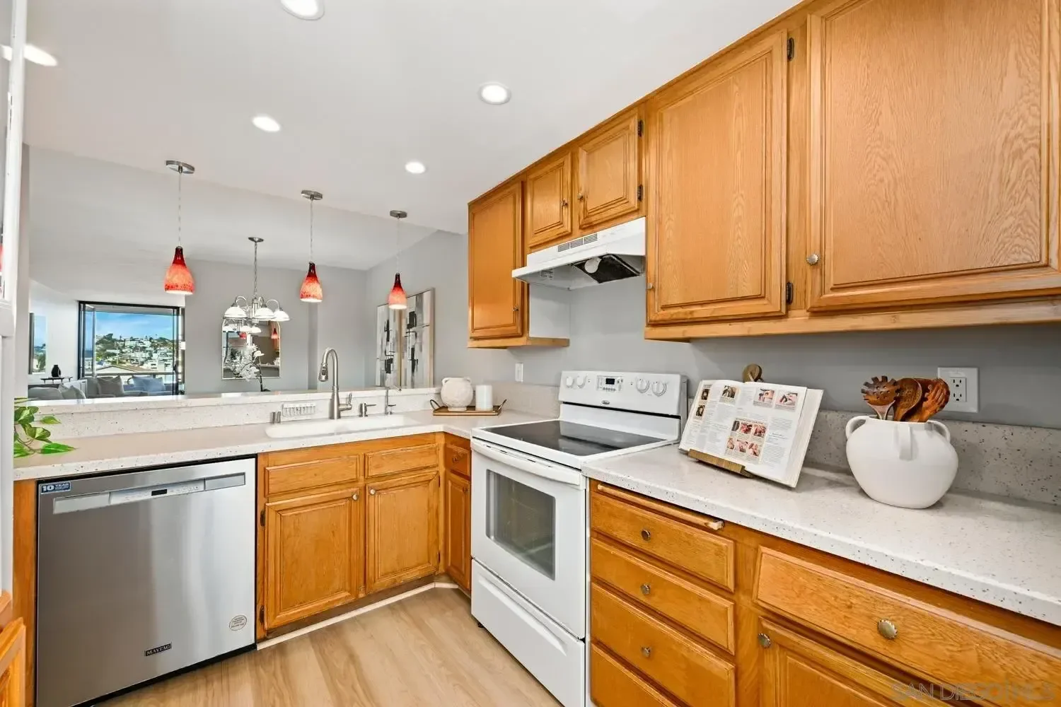3130 Avenida De Portugal, San Diego, California, United States. - Photo 25