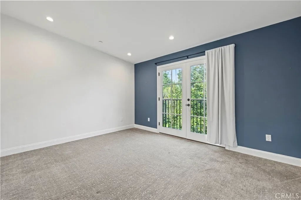 5200 Collier Place, Woodland Hills, CA, 91364, USA, Los Angeles, California, United States. - Photo 59