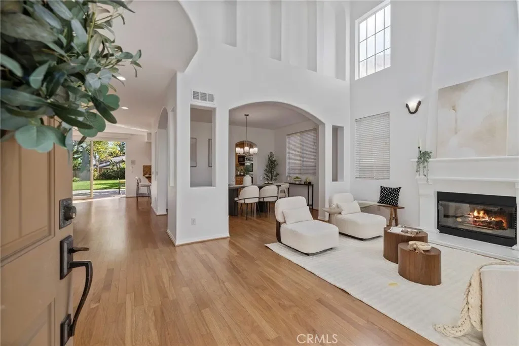 6324 Newcastle Ave, Encino, CA, 91316, USA, Los Angeles, California, United States. - Photo 16