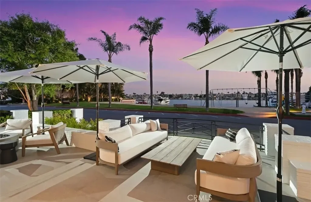 2401 Bayshore Drive, Newport Beach, California, United States. - Photo 26