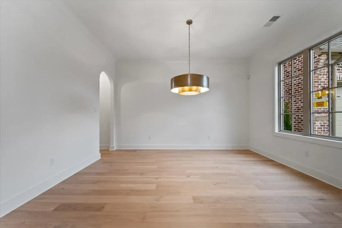 Gallery photo 6