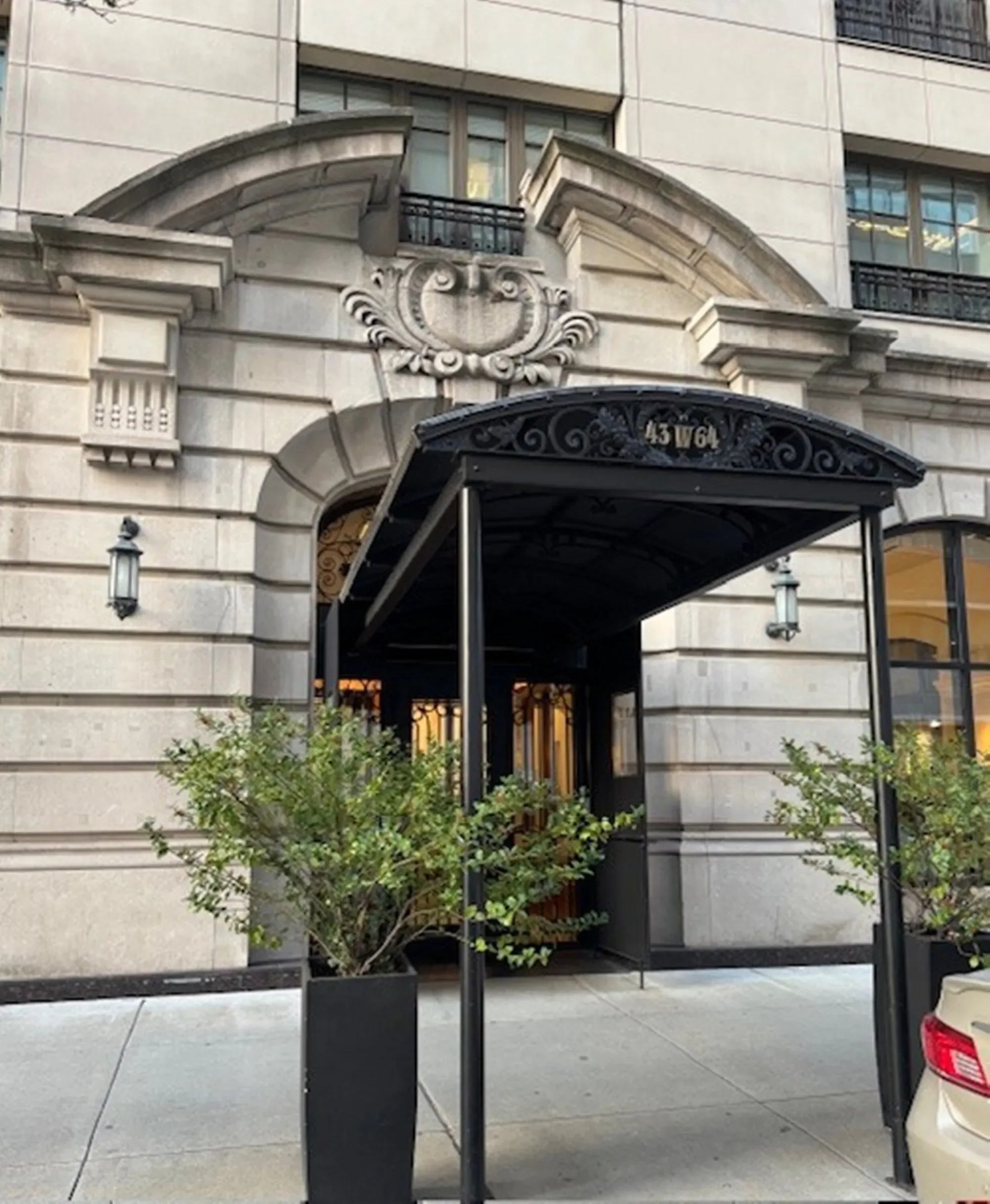 43 West 64th Street 4B, New York, NY 10023, New York, New York, United States. - Photo 12
