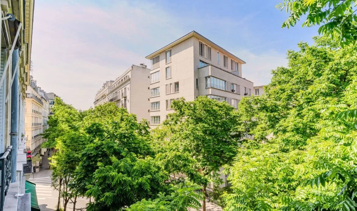 Boulevard Morland, Paris, Île-de-France, France. - Photo 10