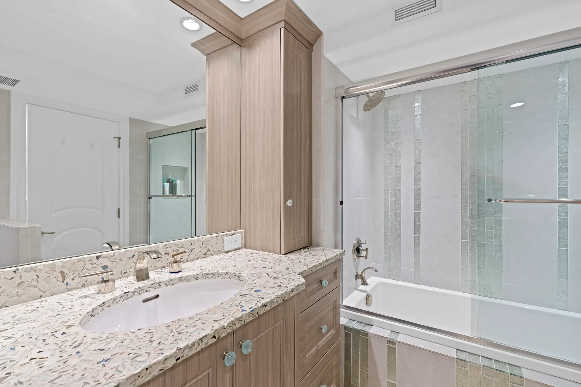 4605 S Ocean Boulevard 2b/3b, Highland Beach, FL 33487, Boca Raton, Florida, United States. - Photo 33