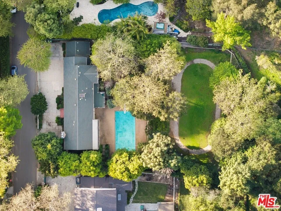 1150 Stone Canyon Road, Los Angeles, California, United States. - Photo 27