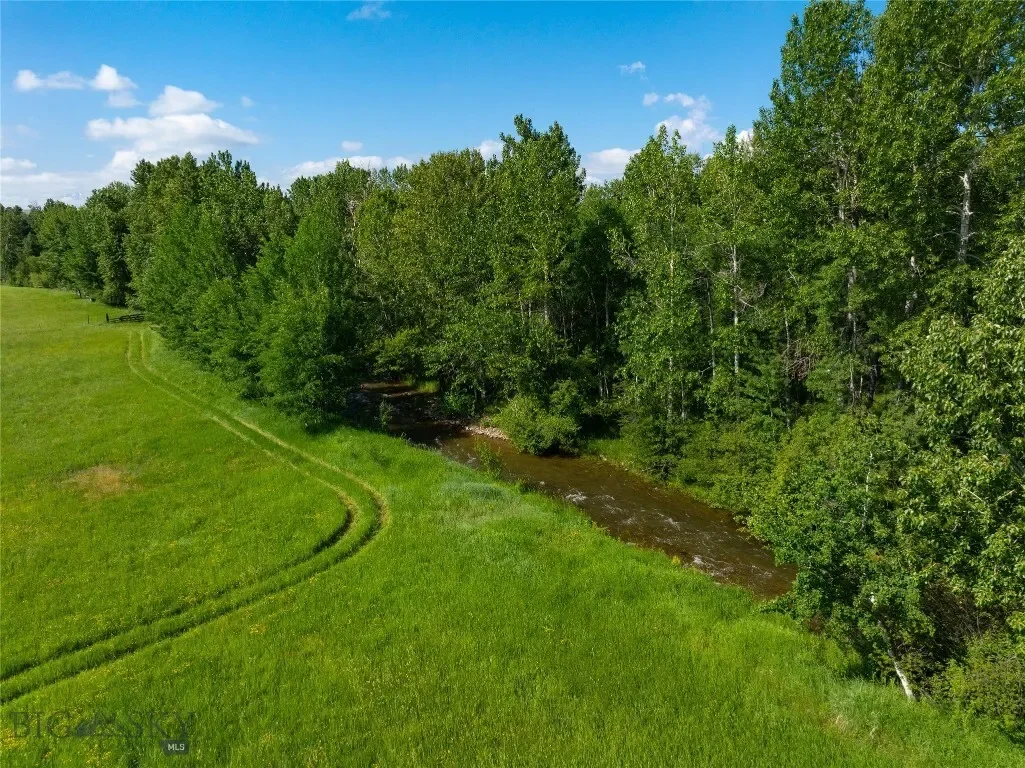 2825 & 2830 Highway 78 S, Absarokee, Montana, United States. - Photo 9