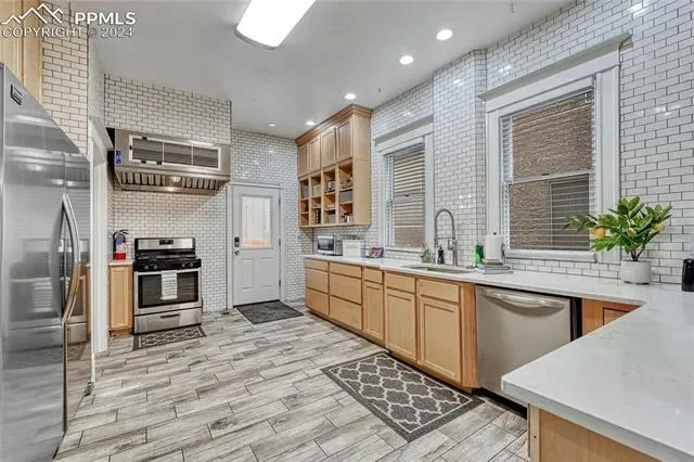 6 Boulder Crescent Street, Colorado Springs, CO 80903, Colorado Springs, Colorado, United States. - Photo 90
