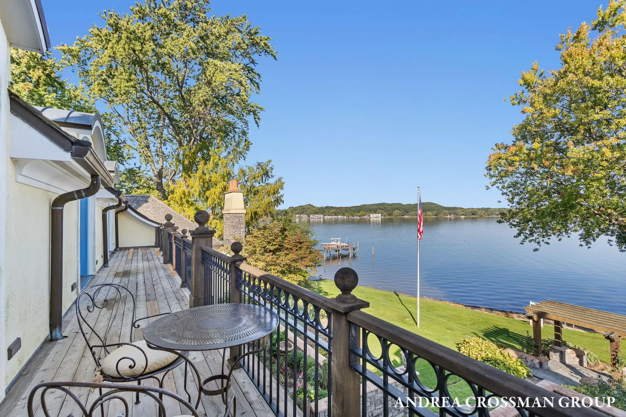 1933 South Shore Drive, Holland, MI 49423, Holland, Michigan, United States. - Photo 79