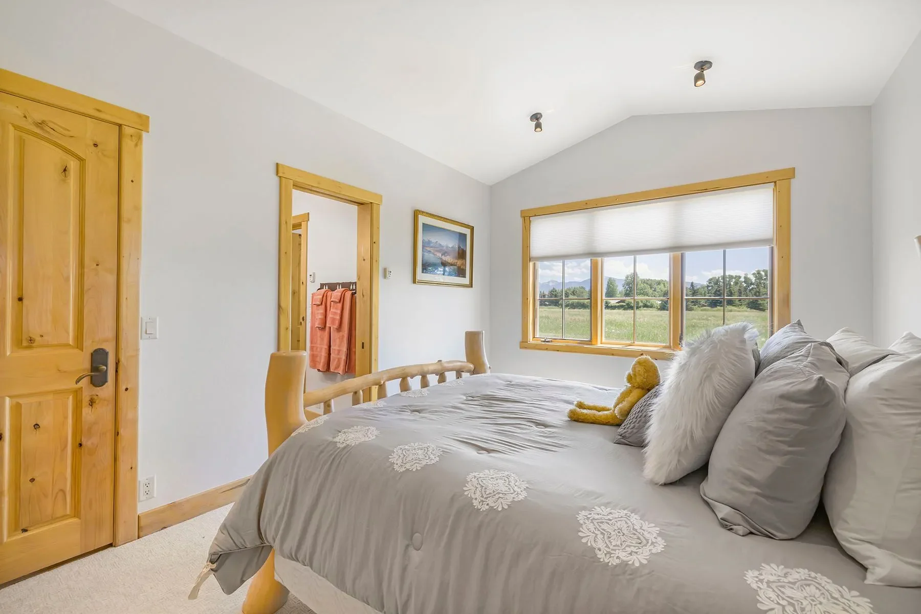 450 E Oatgrass Road , Jackson, WY 83001, Jackson, Wyoming, United States. - Photo 22