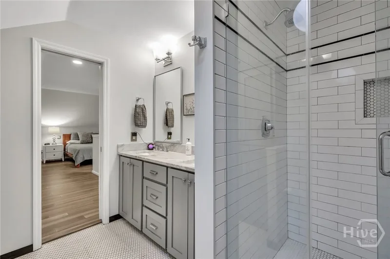 202 E 51st Street, Savannah, Georgia, United States. - Photo 23