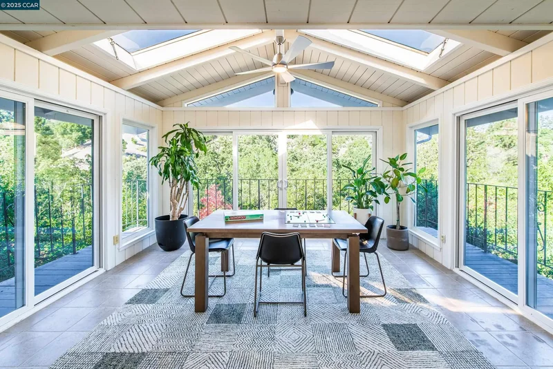 1600 Shangri La Ct., Lafayette, California, United States. - Photo 9