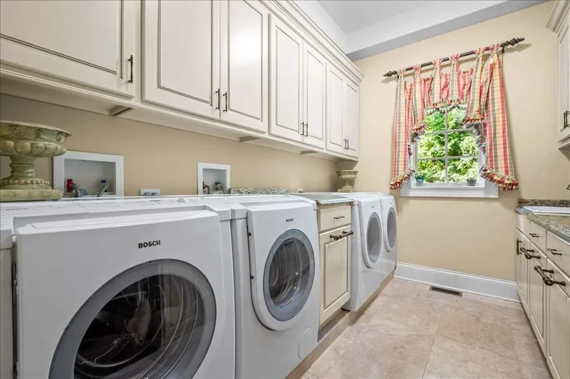 1098 Sheridan Road, Highland Park, IL, 60035, USA, Highland Park, Illinois, United States. - Photo 22