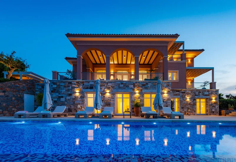 ELITE PROPERTY IN AN ESTEEMED LOCATION