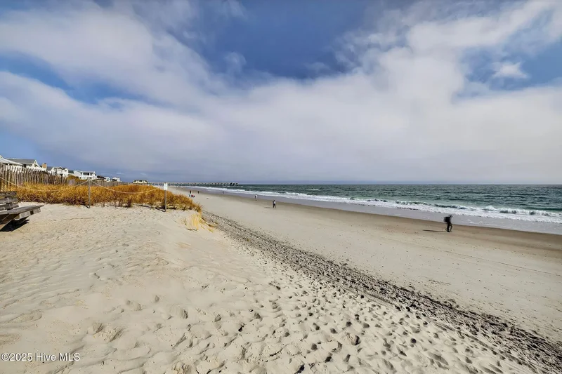 9 E Atlanta Street, Wrightsville Beach, North Carolina, United States. - Photo 58