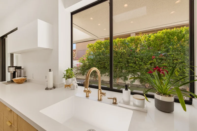 48651 Shady View Drive , Palm Desert, CA 92260, Palm Desert, California, United States. - Photo 35