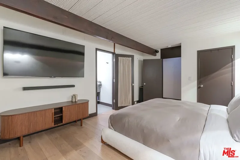 9624 Yoakum Drive, Beverly Hills, California, United States. - Photo 23