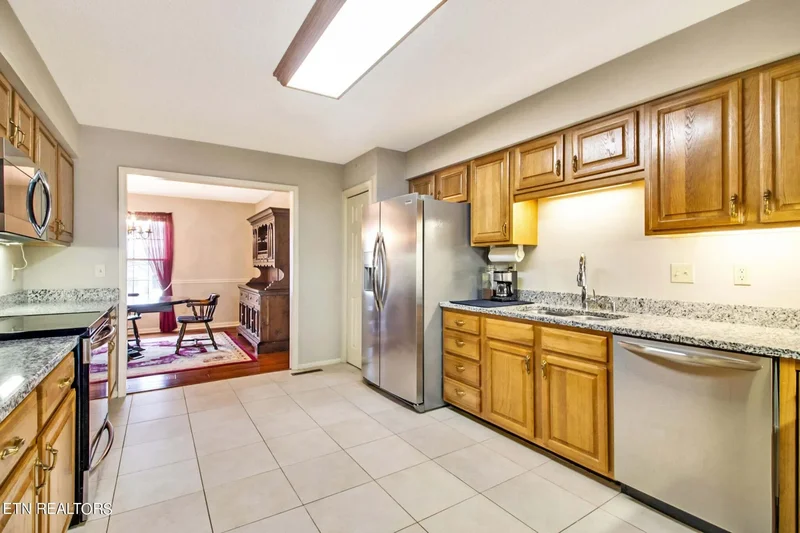 21 Amesbury Court, Crossville, TN 38558, Crossville, Tennessee, United States. - Photo 14