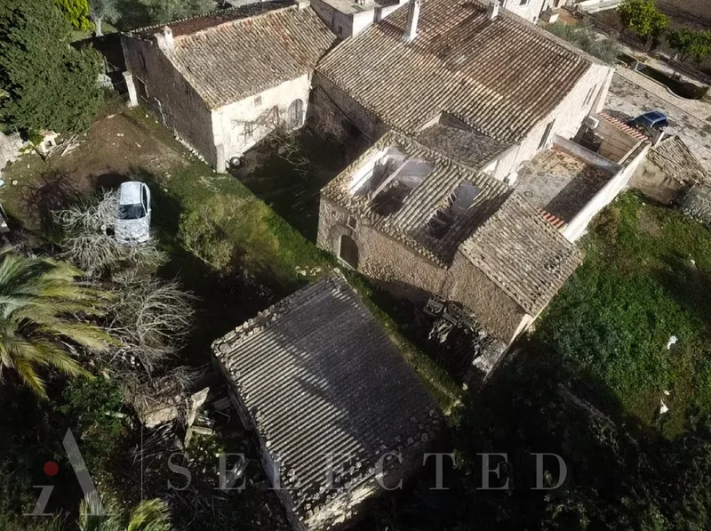 Finca in the heart of the Sierra de Tramuntana, Pollensa.