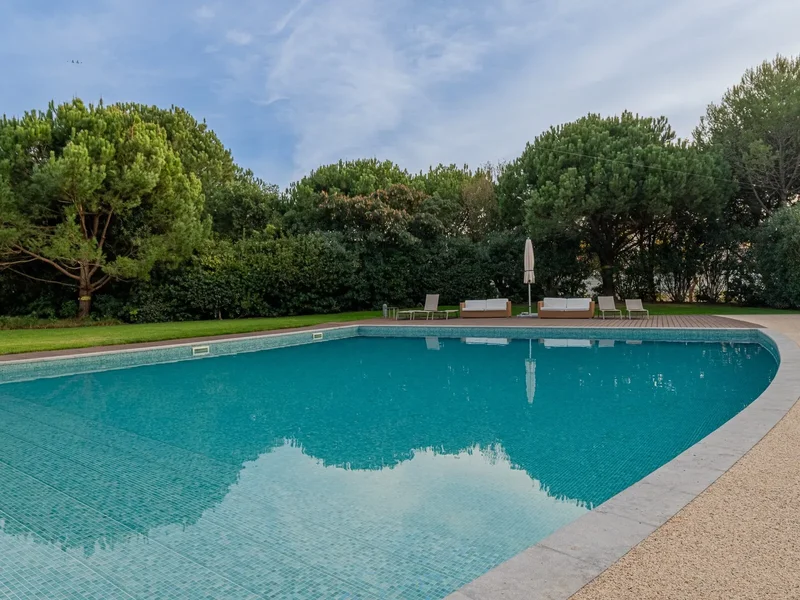 Excellent apartment in the centre of Cascais, in a luxury condominium.