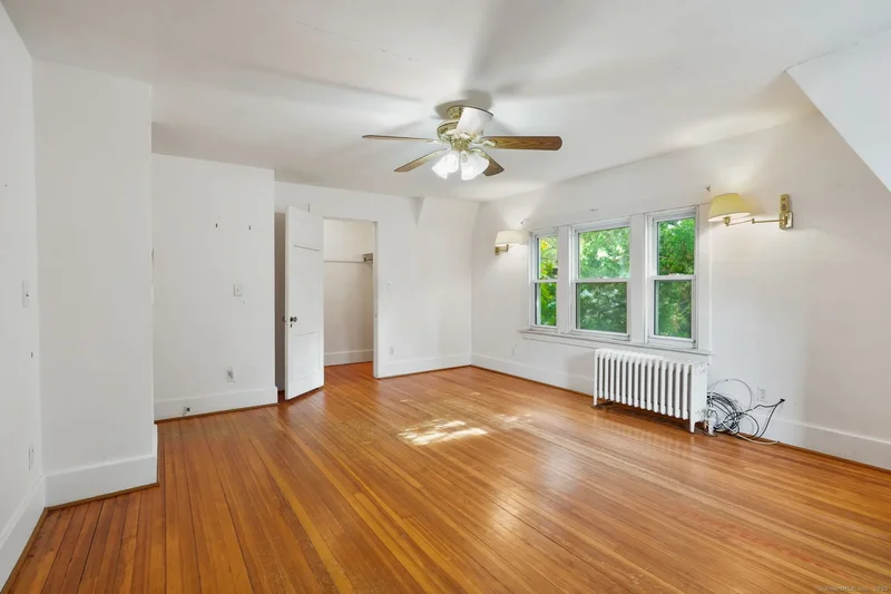 52 Penzance Road, Stamford, Connecticut, United States. - Photo 25