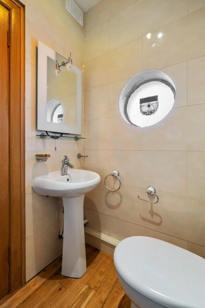 19 Cypress Road, Mount Merrion, Dublin, L A94 N8H2, Dublin, County Dublin, Ireland. - Photo 3