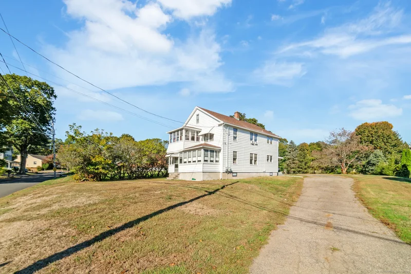 111 High Street, Derby, Connecticut, United States. - Photo 2