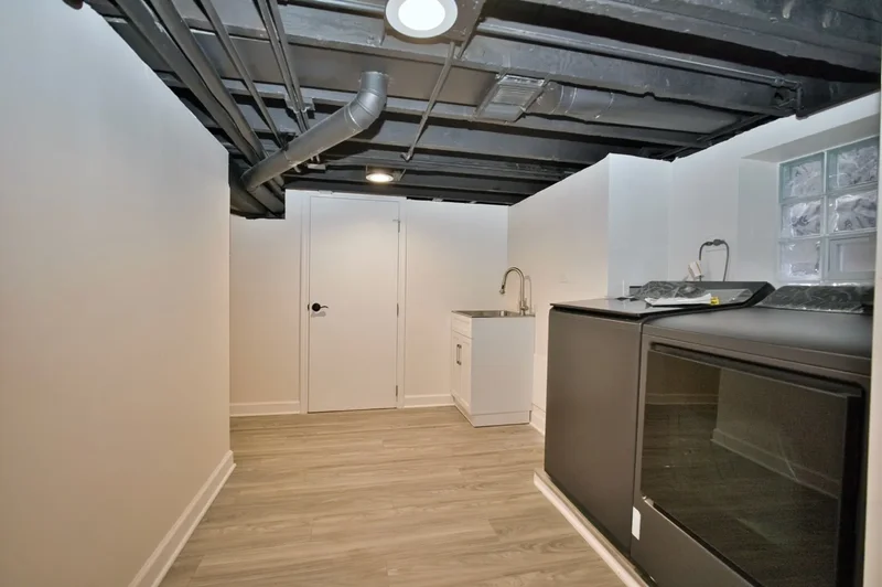 4616 N Kostner Avenue, Chicago, IL 60630, Chicago, Illinois, United States. - Photo 35