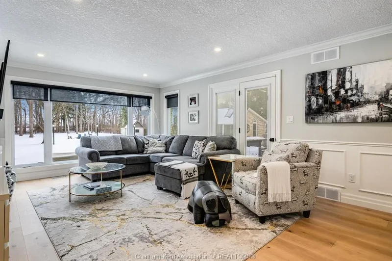 877 CHARING CROSS Road, Chatham, ON N7M 5H3, Chatham, Ontario, Canada. - Photo 22