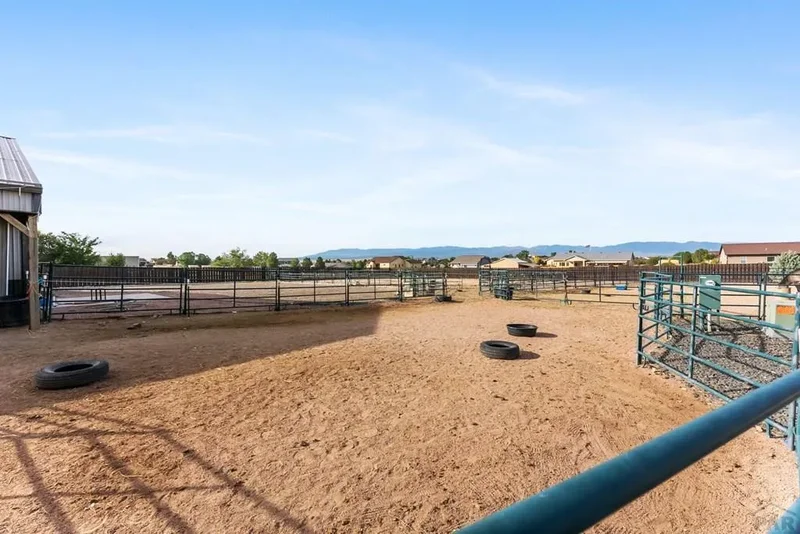 477 S Escalante Dr, Pueblo West, CO 81007, Pueblo West, Colorado, United States. - Photo 64