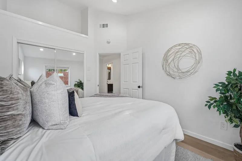91 Tyrella Court, Mountain View, California, United States. - Photo 27
