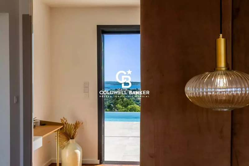 Roquebrune-sur-Argens, Provence-Alpes-Côte d'Azur, France. - Photo 10