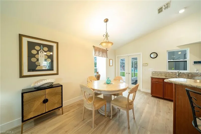 6075 Island Park CT, Fort Myers, Florida, United States. - Photo 9