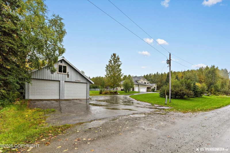 1700 S Cotten Drive, Wasilla, AK 99654, Wasilla, Alaska, United States. - Photo 8