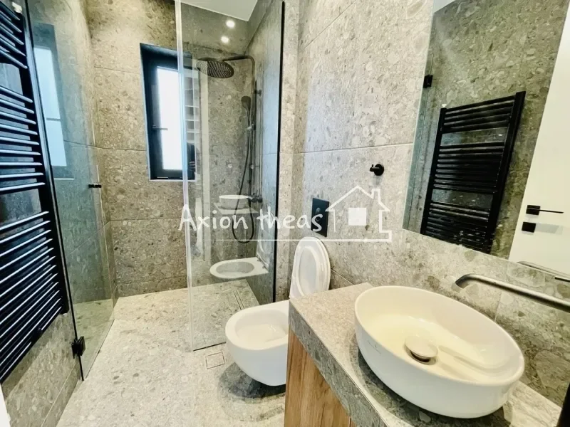 Gallery photo 3