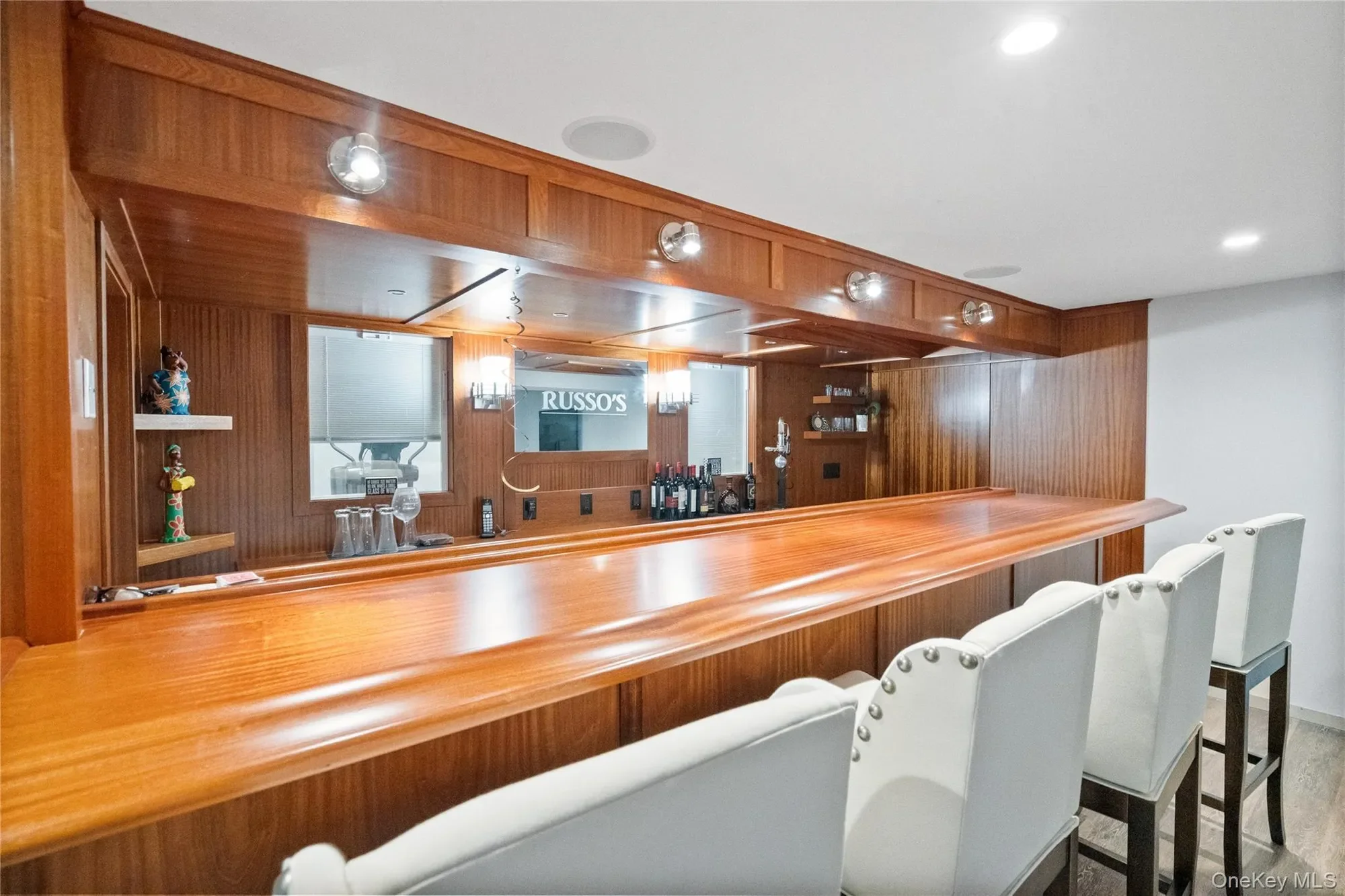9 Peacock Path, East Quogue, NY 11942, East Quogue, New York, United States. - Photo 19
