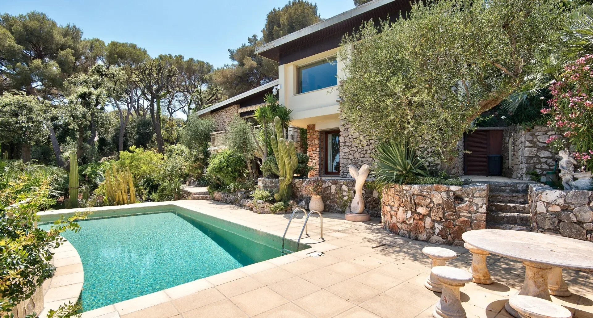 Nice, Provence-Alpes-Côte d'Azur, France. - Photo 2