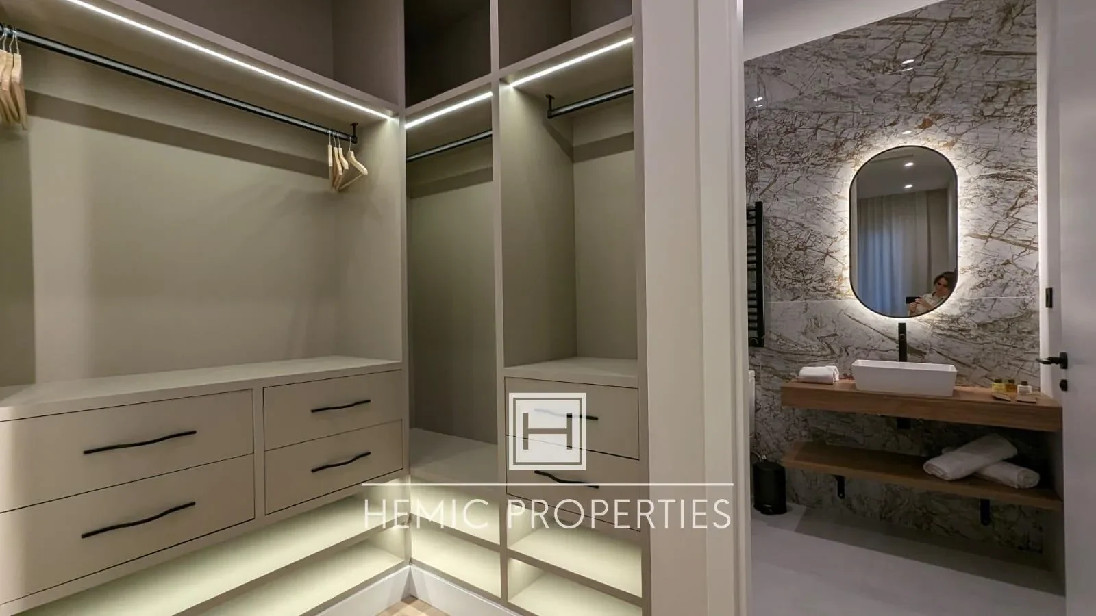 Gallery photo 10