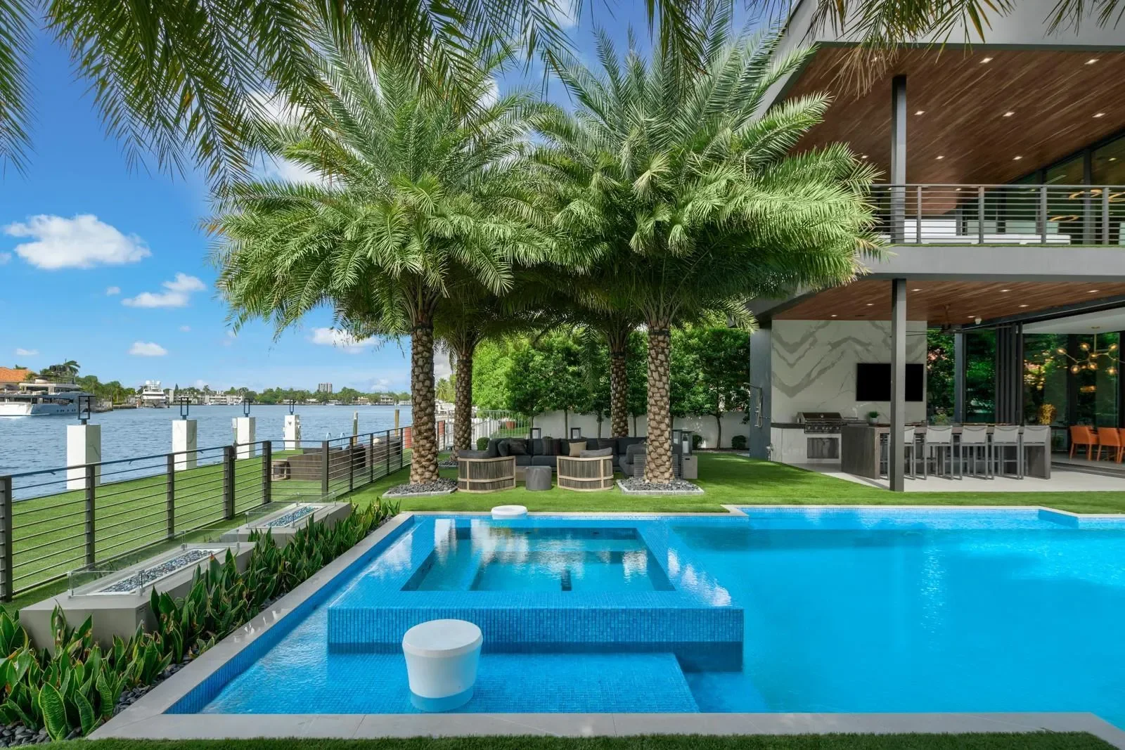 671 Middle River Dr, Fort Lauderdale, Florida, United States. - Photo 18
