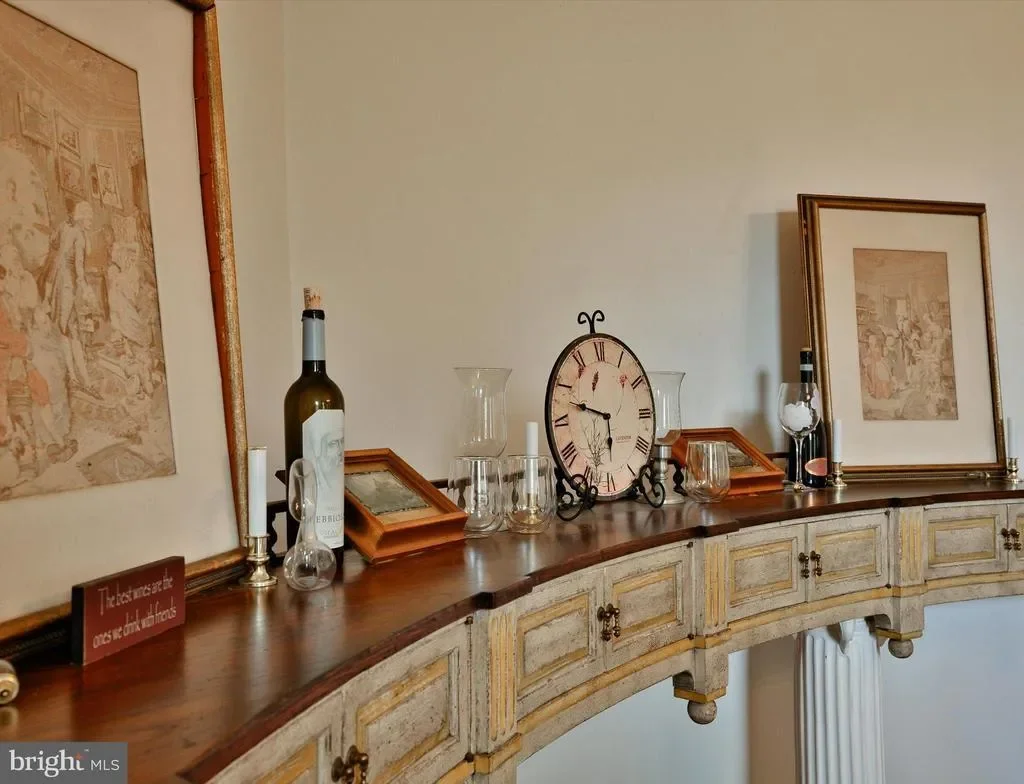 Gallery photo 3
