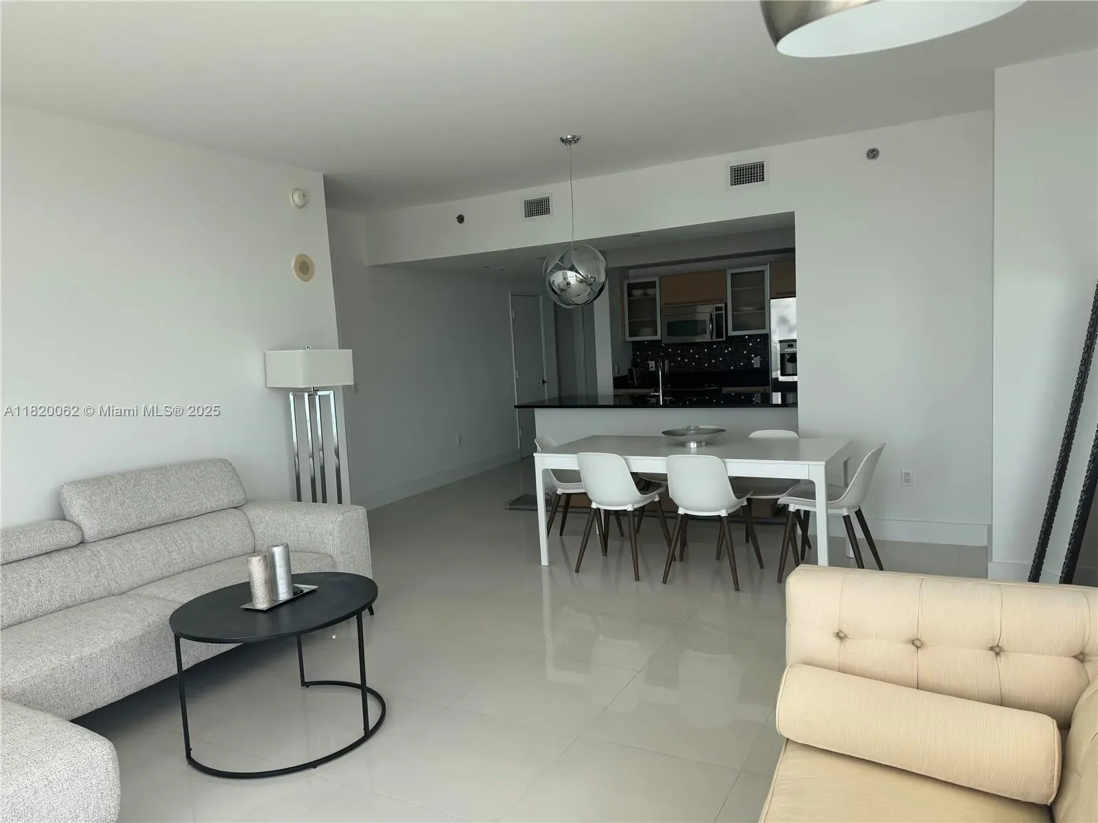 950 Brickell Bay Dr, #3710, Miami, Florida, United States. - Photo 21