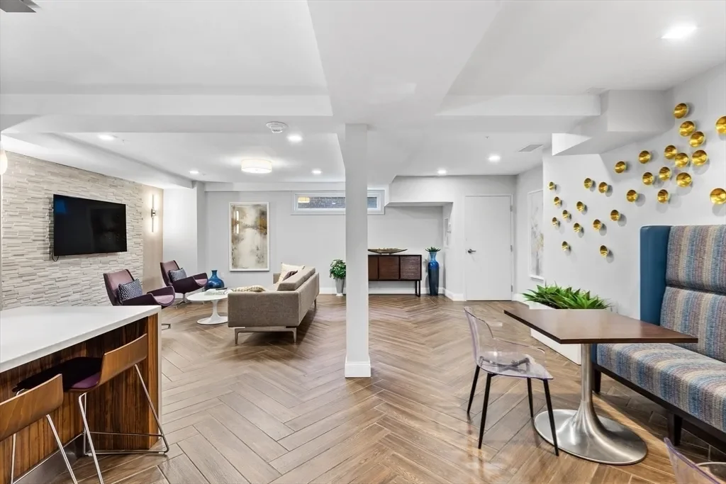 771 Harrison Ave, Boston, Massachusetts, United States. - Photo 12