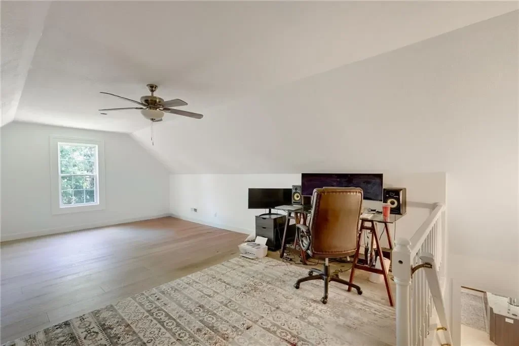 211 W Oakcrest Drive, Blue Ridge, Georgia, United States. - Photo 38