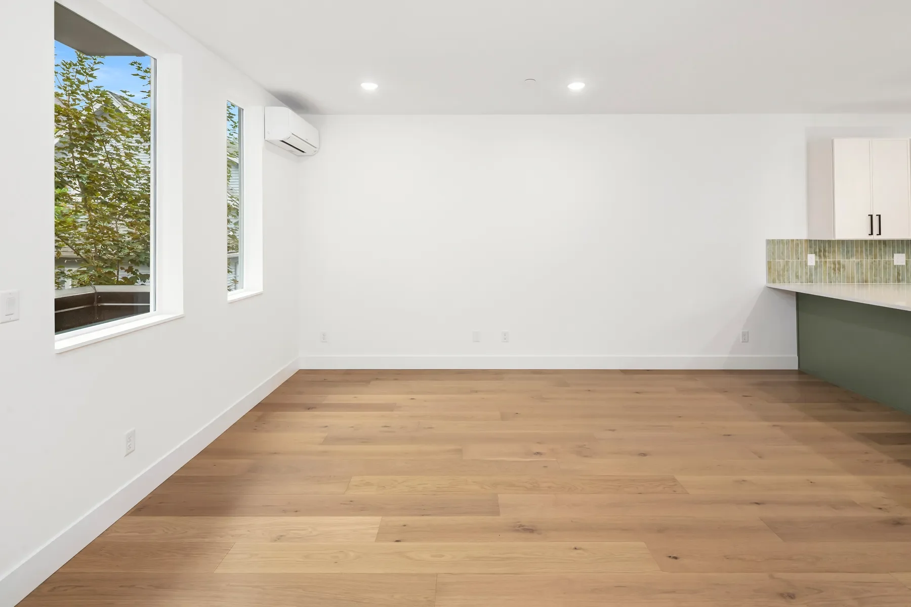 725 18th Ave Unit #C , Seattle, WA 98122, Seattle, Washington, United States. - Photo 8
